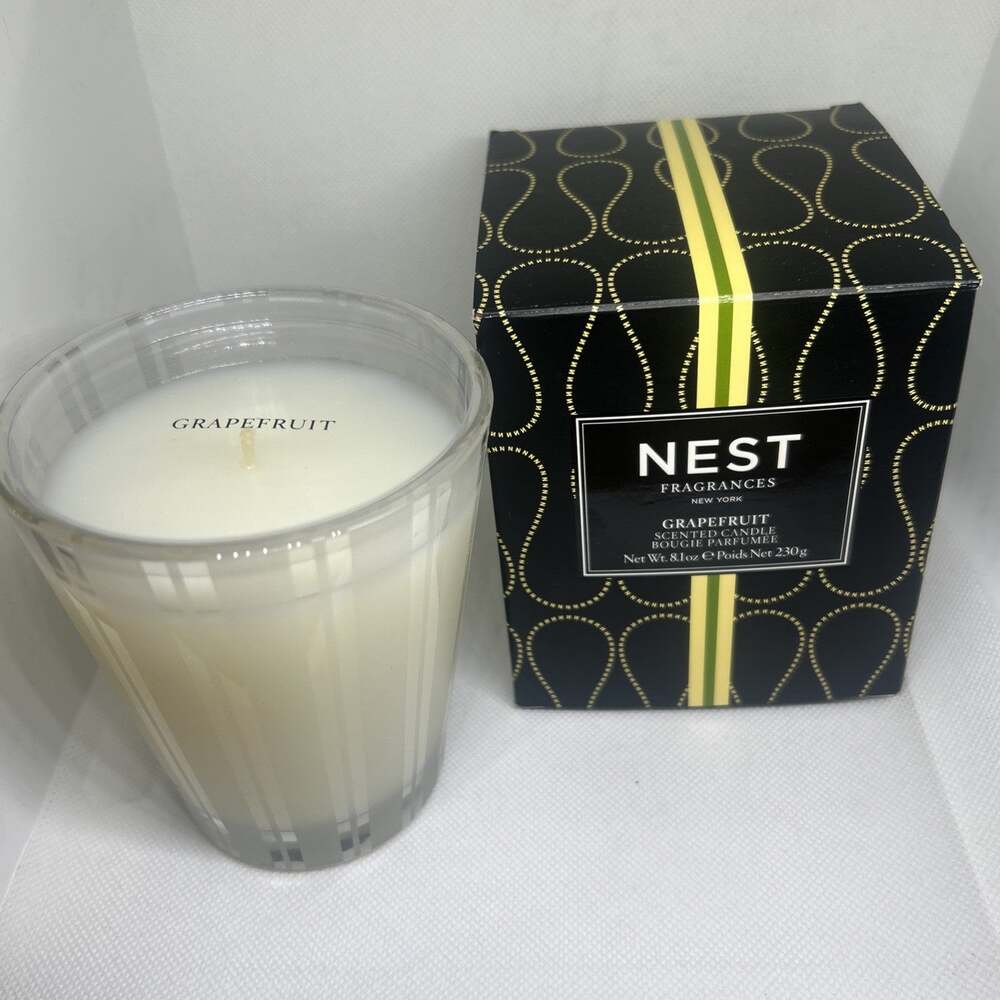 New Nest New York Grapefruit Classic Scented Candle 8.1 oz